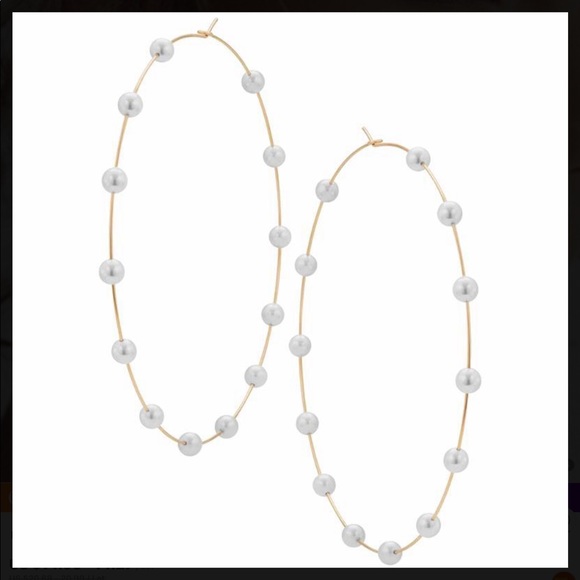 Large dainty hoops - Picture 4 of 4